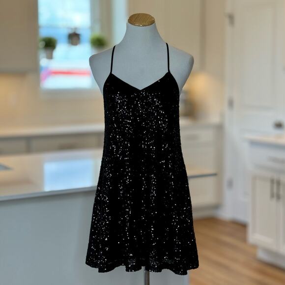 Pearl Georgina Chapman of Marchesa | Black Sequin Trapeze Mini Dress - Picture 3 of 8